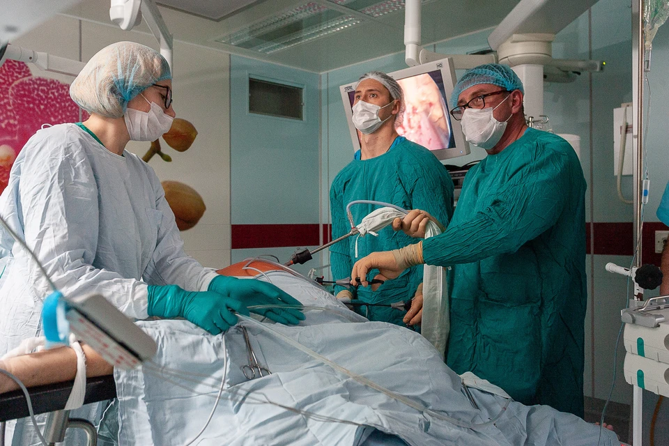 Хирурги помогли тюменке, у которой при чихании из ануса выпадала прямая кишка. Фото - пресс-секретарь МСЧ Елена Куликова.