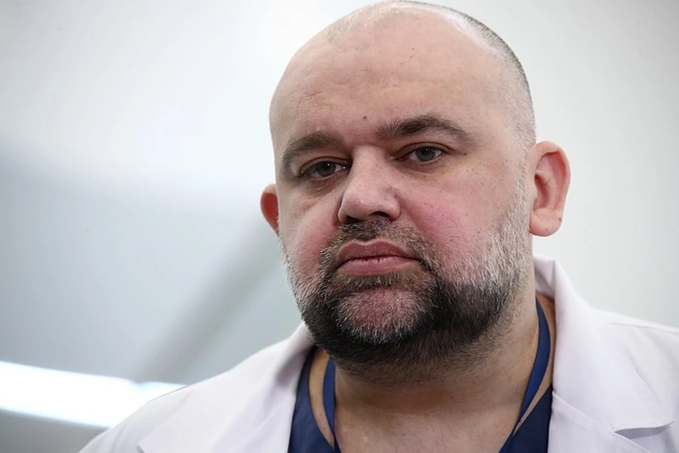 Из 462 пациентов больницы в Коммунарке диагноз коронавируса подтверждён у 205 человек, а у 444 людей пневмония, рассказал главврач Денис Проценко. Фото: Валерий Шарифулин/ТАСС