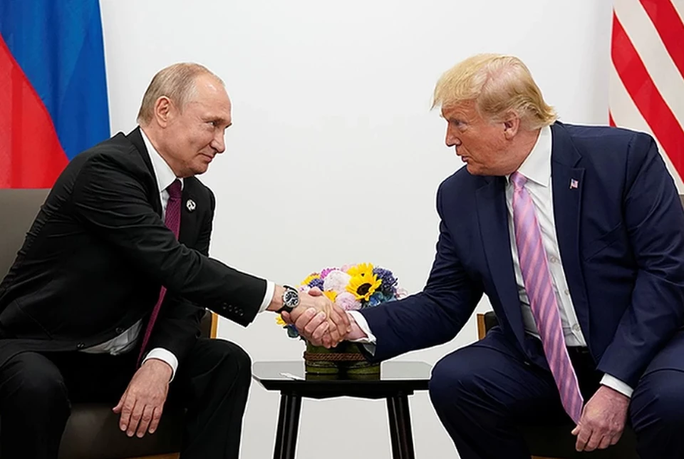В Кремле рассказали о контактах Путина и Трампа