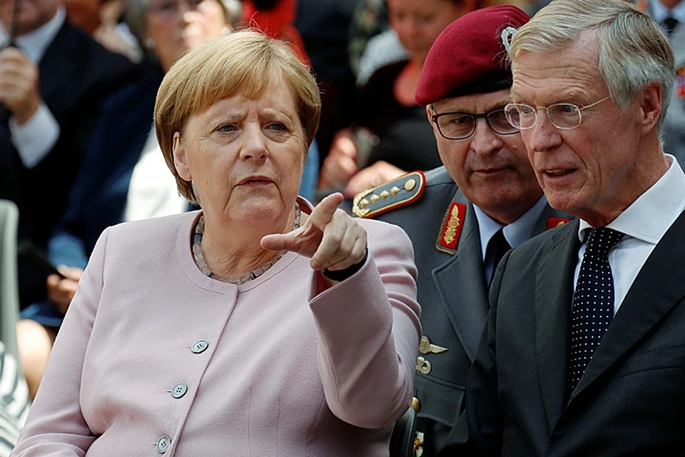 Меркель продлила запрет на контакты до 3 мая
