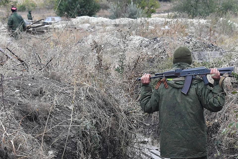 Ополченцы ДНР на передовой, фото 2017 года.
