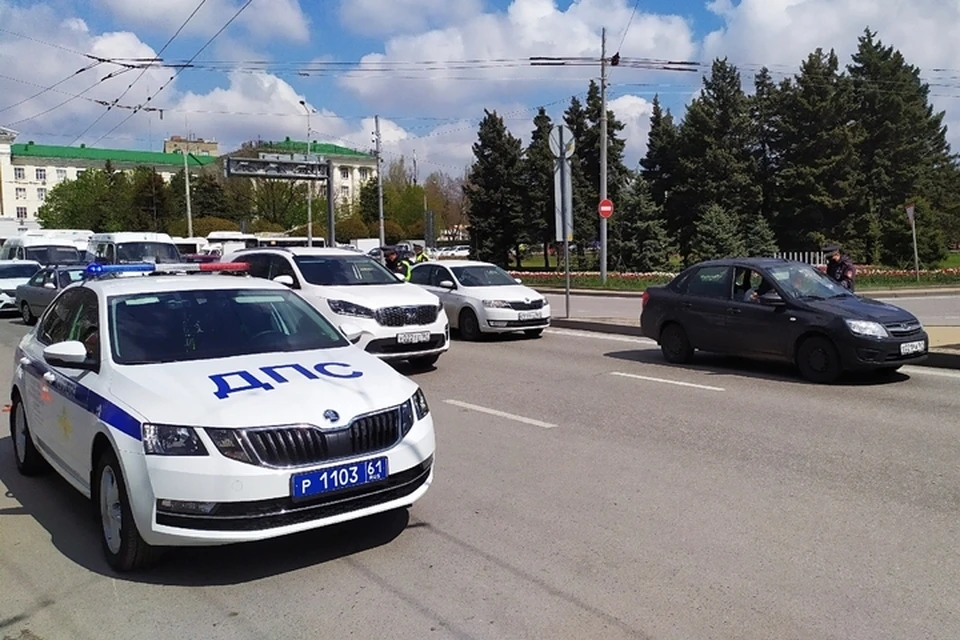 Пост гаи проверял пропуски или пропуска у всех водителей