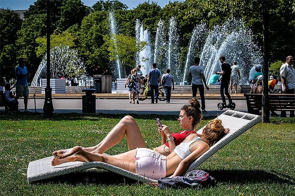 В Росгибромете рассказали про "аномально теплое лето" в России