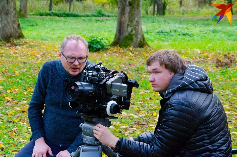 Андрей Курейчик (на фото слева) знает, как снять фильм очень дешево. Фото: личный архив