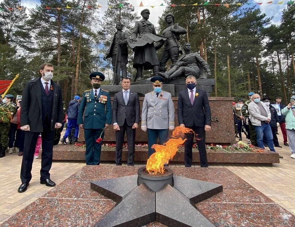 Огонь памяти зажгли в День Победы в Ангарске. Фото пресс-службы правительства Иркутской области.