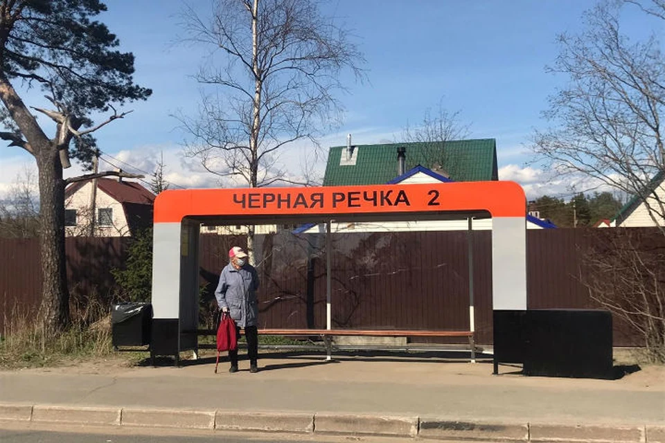 Первая противоаварийная остановка появилась на Выборгском шоссе в Ленобласти / Фото: Дорожный комитет Ленобласти