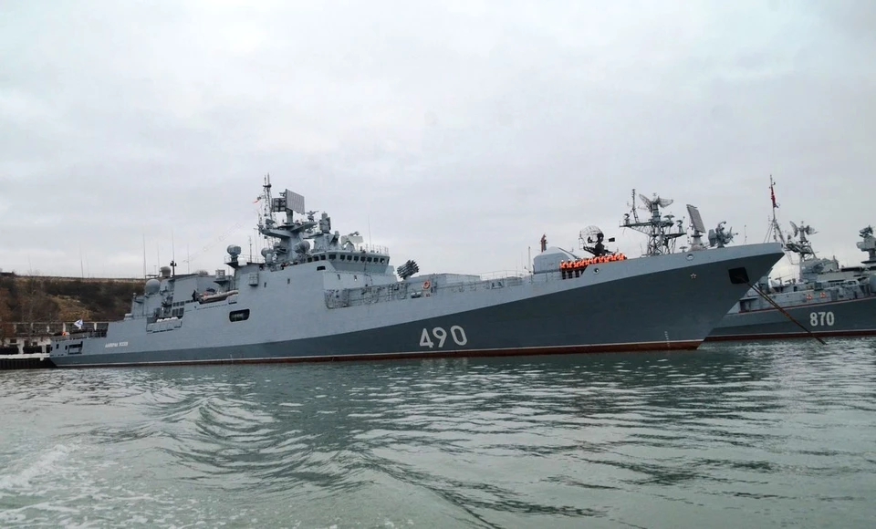 Фрегаты «Адмирал Макаров» и «Адмирал Эссен». Фото: kchf.ru