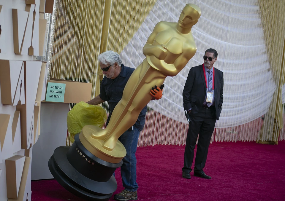 Американская киноакадемия задумалась о переносе следующей церемонии вручения премии "Оскар"