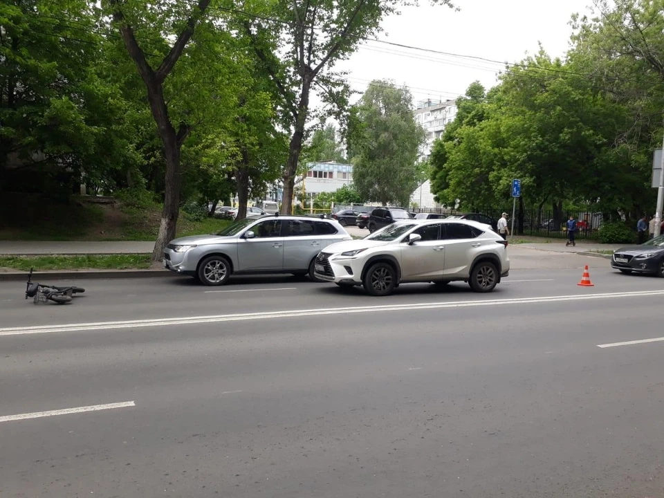 Сейчас полиция проводит проверку по факту аварии.