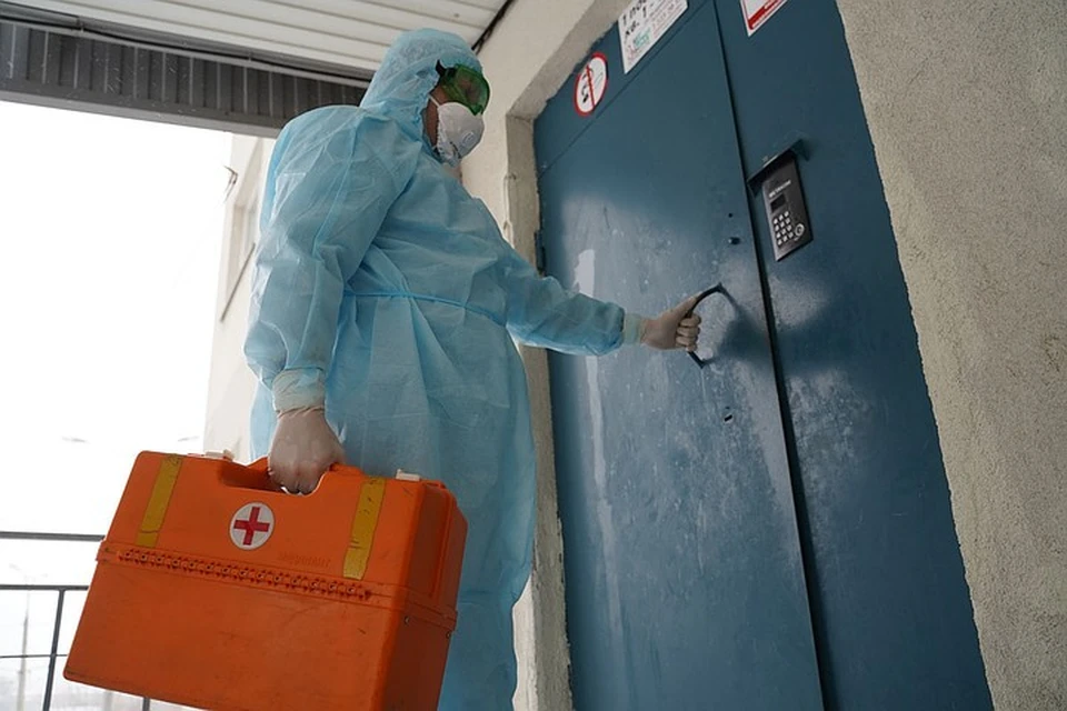 Число инфицированных коронавирусом в России за сутки возросло на 8946 человек