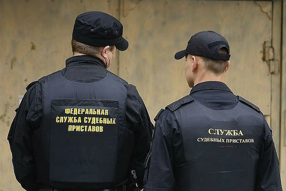 Судебные приставы получат доступ к информации обо всех видах банковских счетов должника — как в рублях, так и в иностранной валюте