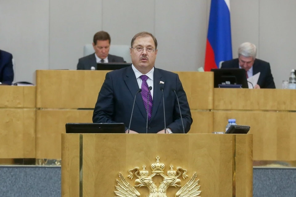 Борьбу за право брянских сирот на собственную крышу над головой Борис Пайкин ведет на протяжении всего времени своей работы в Государственной Думе.