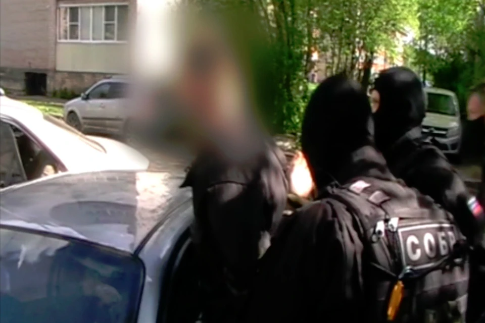 Задерживали подозреваемых бойцы СОБР. Фото: скриншот с видео 43.rosgvard.ru