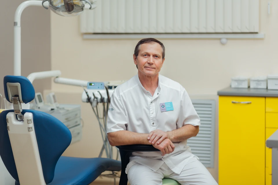 Евгений Львович Воронов – стоматолог-ортопед клиники «Эденталь».
