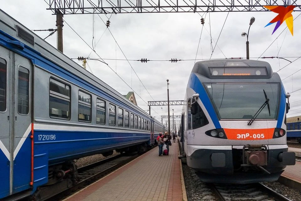 За 5 месяцев 2020 года пассажиры оформили около 351 тысячи билетов на поезда через официальный сайт Белорусской железной дороги.