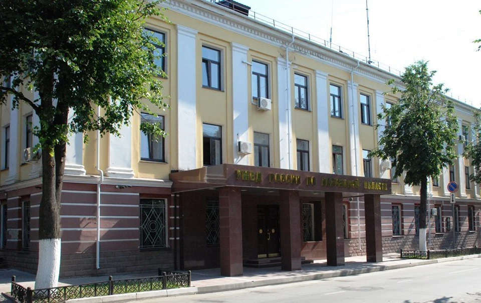Полицейские разыскивают мошенников, личность которых пока не установлена.