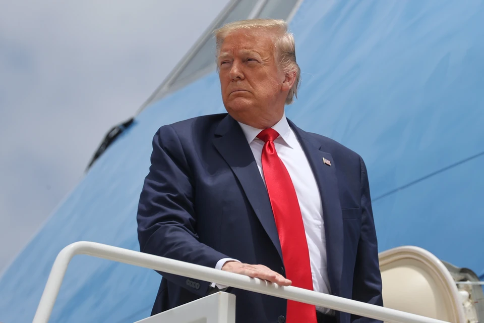 Трамп хотел уволить главу Пентагона из-за разногласий по поводу протестов