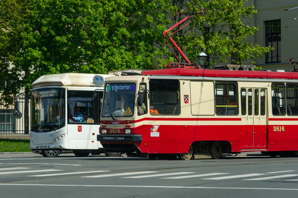 Транспортную реформу в Петербурге перенесли на 1 ноября 2021 года