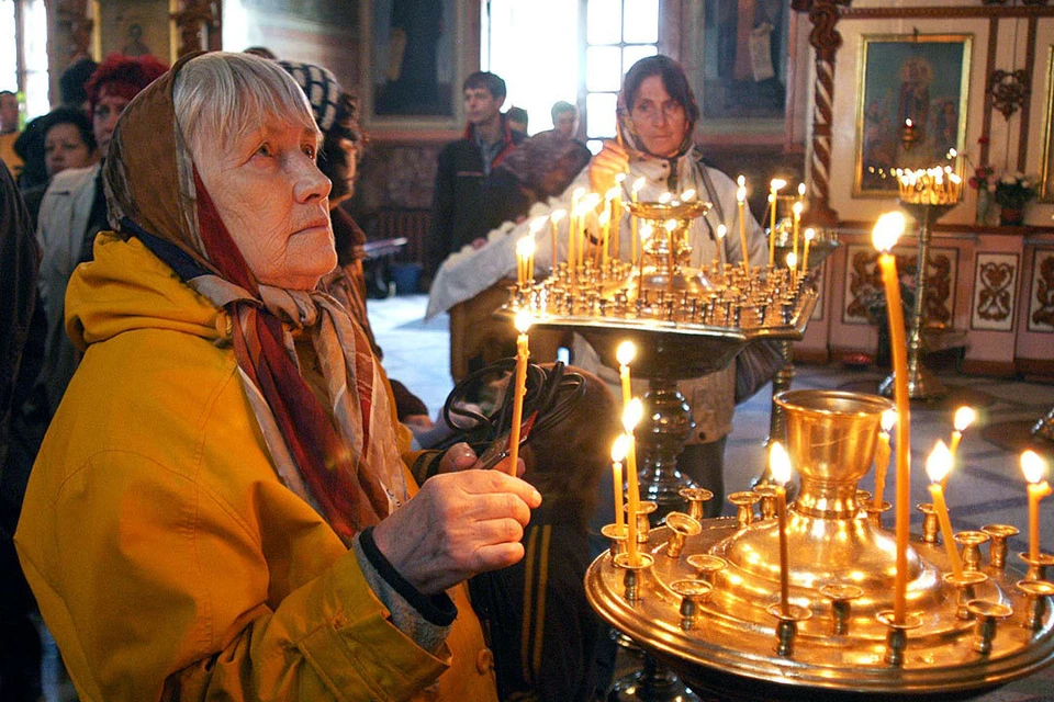 Патриарх Кирилл: Нельзя выгонять из храма девушку без платка