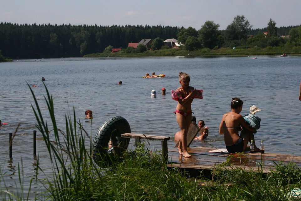 Лето - самое время для речного отдыха, но не в этом году. Фото: Иван Прохоров.