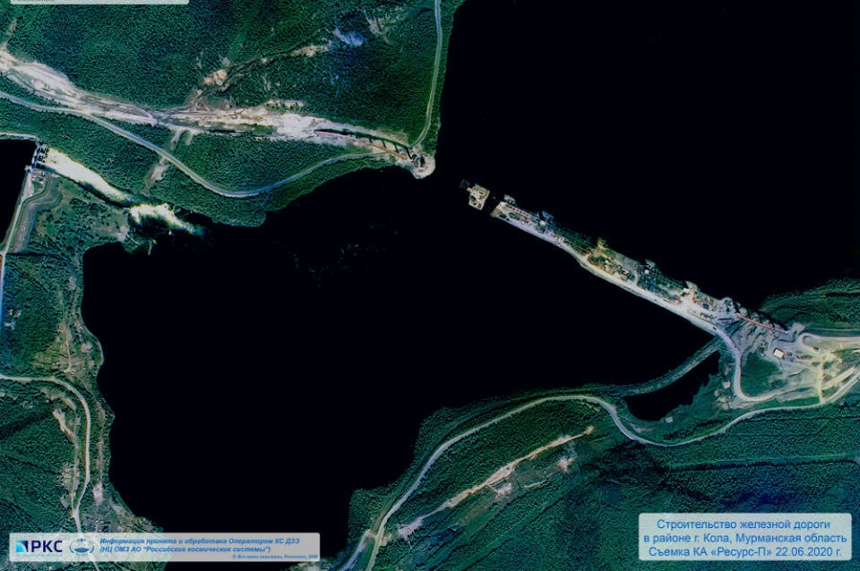 Так выглядит из космоса строящийся мост в Туломе. Фото: twitter.com/roscosmos