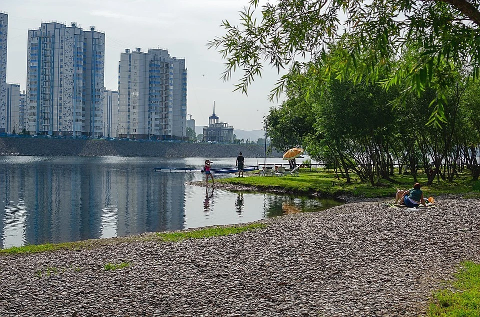 На Абаканской протоке в Красноярске утонул мужчина.