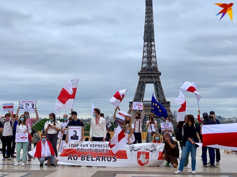 В Париже прошла акция солидарности с Беларусью. Фото: организаторов акции