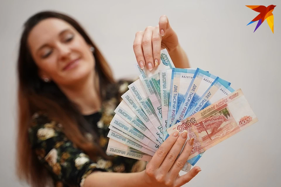 Реальная зарплата за год выросла ниже, всего на 1%.