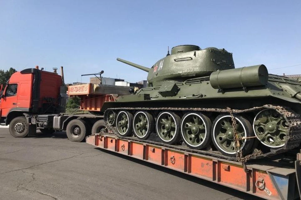 Новокузнецкий танк Т-34 вернулся на свой постамент. ФОТО: страница Сергея Цивилева в соцсетях