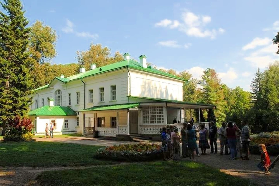 В Тульской области снова проводит экскурсии музея-усадьба "Ясная Поляна"