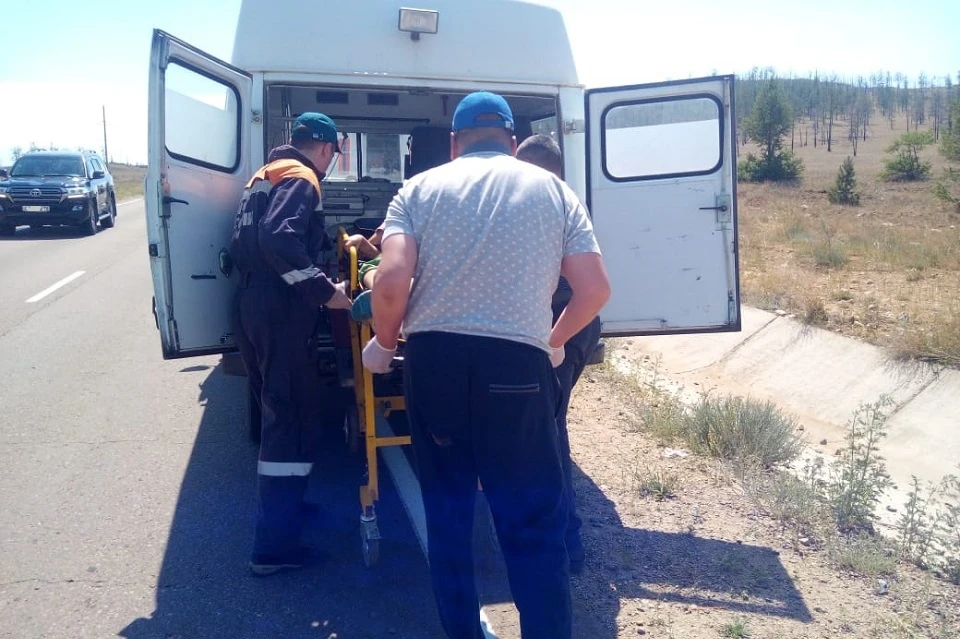 В ДТП в Ольхонском районе пострадали два взрослых и ребенок. Фото: БПСО
