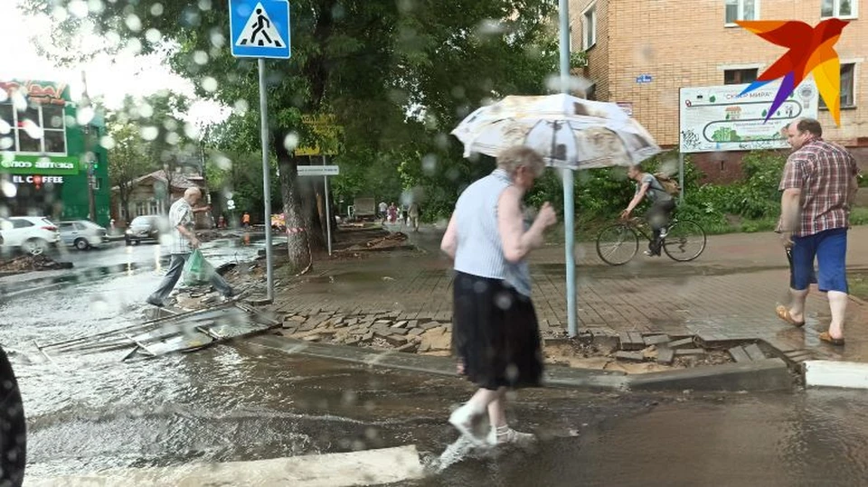 Алиса сегодня дождик будет. Дождь в Калуге. Осадки Калуги. Москва дождь 26 июля.