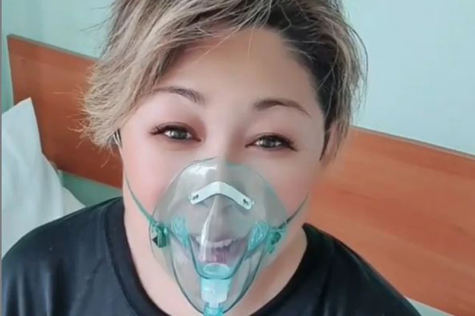 Анита Цой вышла на связь из больницы. Фото: кадр видео.