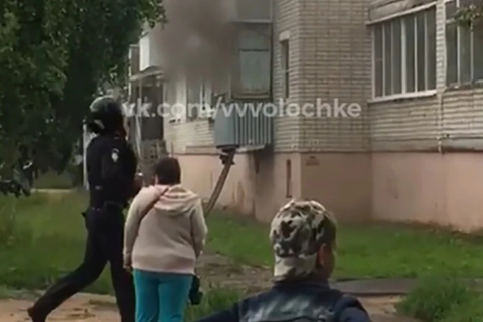 Цыганские драки вышний волочек. Тверская область, вышний волочек, стеклозаводская ул. Затопило подвал с цементом. Алиса происшествие в вышнем волочке. Авария в вышнем волочке вчера на светофоре.