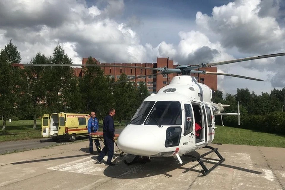 За один день вертолеты санавиации перевезли трех тяжелых больных. Фото: пресс-служба правительства ЛО