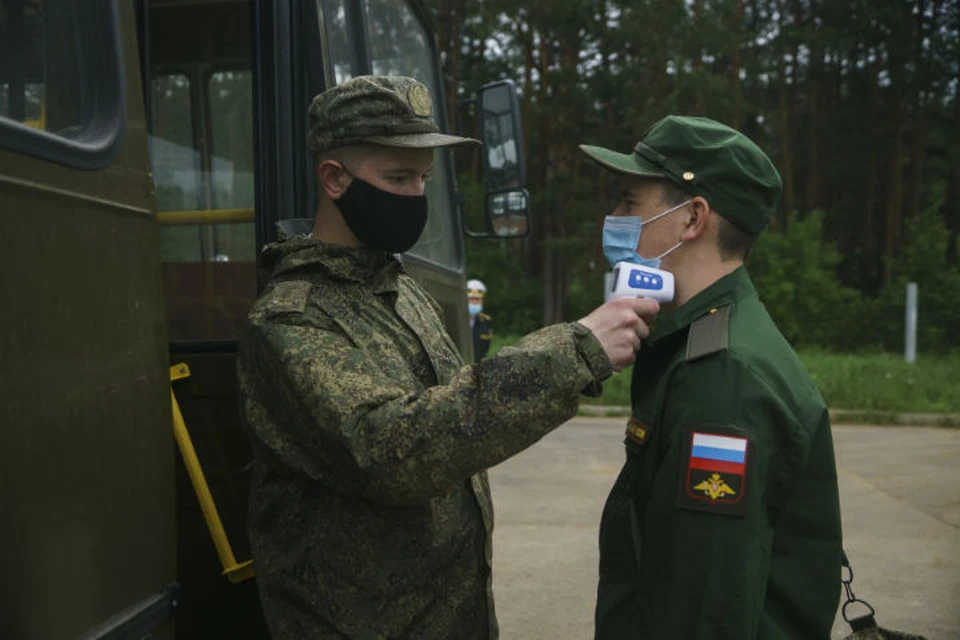В сборный пункт призывников допускали только после получения отрицательного результата теста на коронавирус