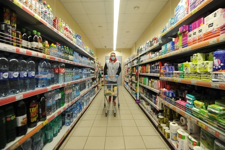 Продовольственные товары подорожали на 4,7%, непродовольственные - на 2,5%.