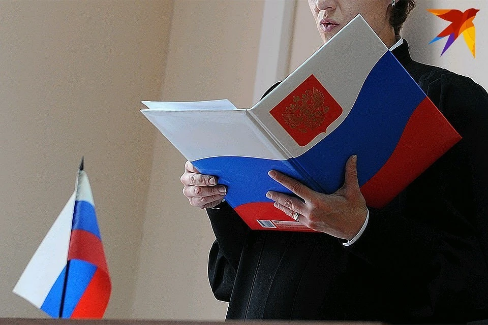 Женщину обвиняют по пунктам «в,д,е» ч. 2 ст. 105 УК РФ .