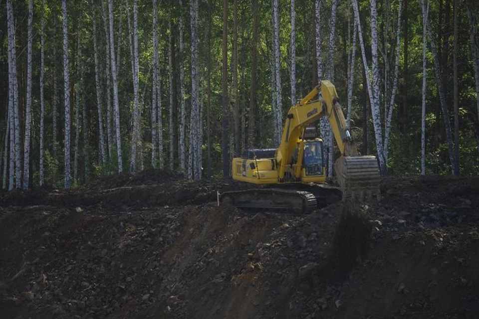 Водитель экскаватора утонул в техническом озере вместе с машиной.