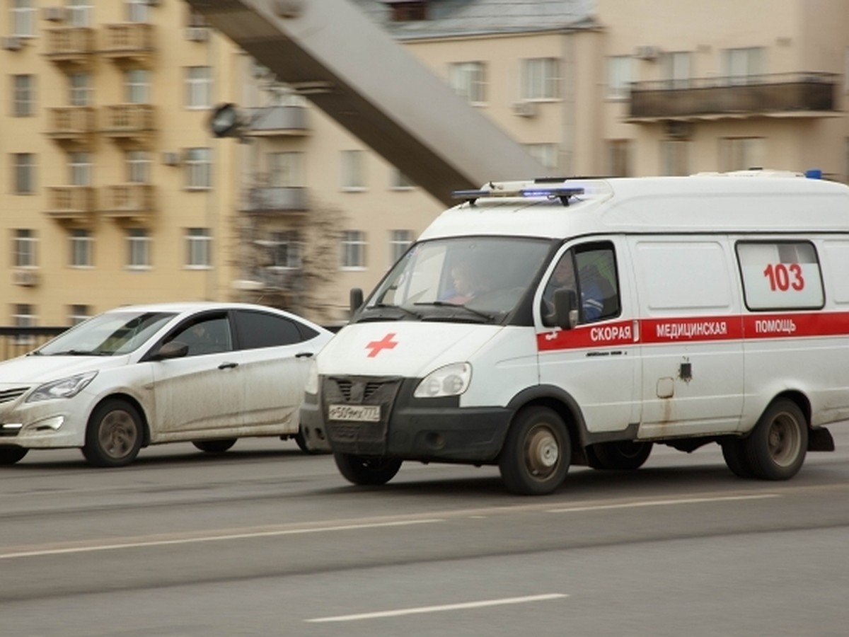 В Ростове-на-Дону назвали причину гибели троих рабочих на проспекте Шолохова  - KP.RU