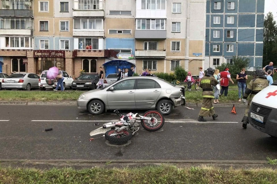 15-летний мотоциклист протаранил иномарку в Новокузнецке.ю ФОТО: ГИБДД Новокузнецка