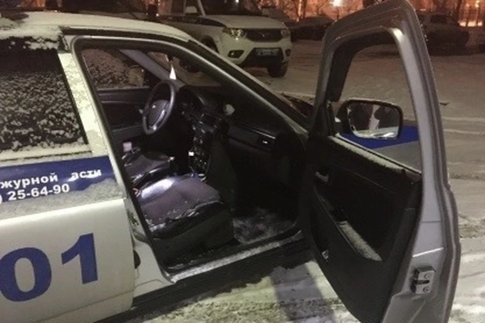 Подросток повредил переднее боковое стекло. Фото: пресс-служба СК Курганской области