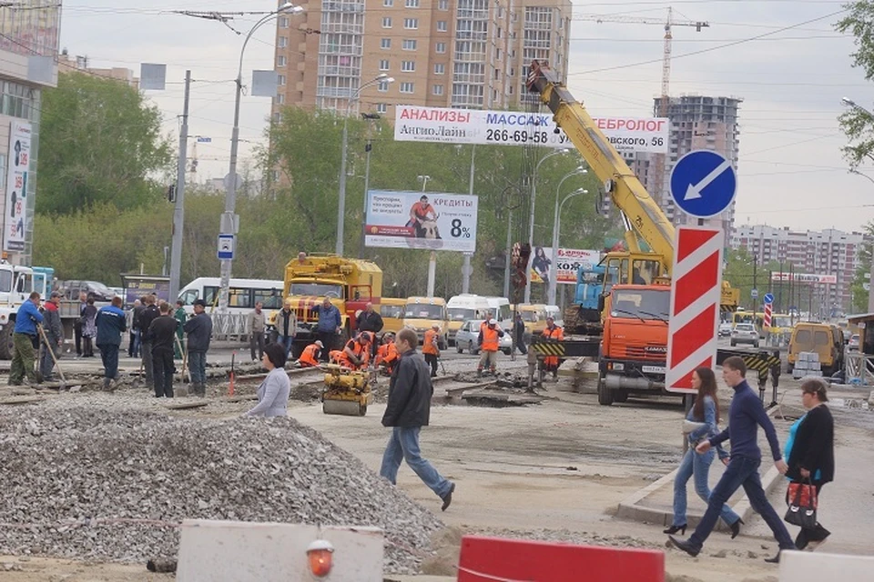 Екатеринбуржец отсудил у дорожников 230 тысяч за упавший на машину знак