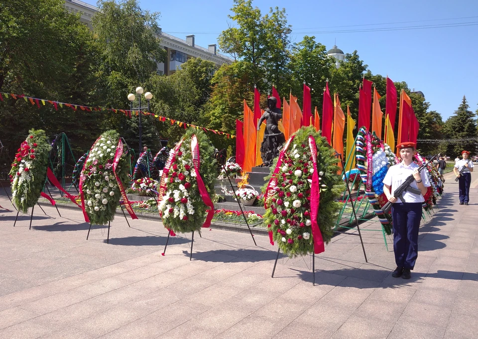 День белгорода. День города Белгород 2020. С днем города Белгород. 5 Августа день освобождения Белгорода. 5 Августа Белгород.