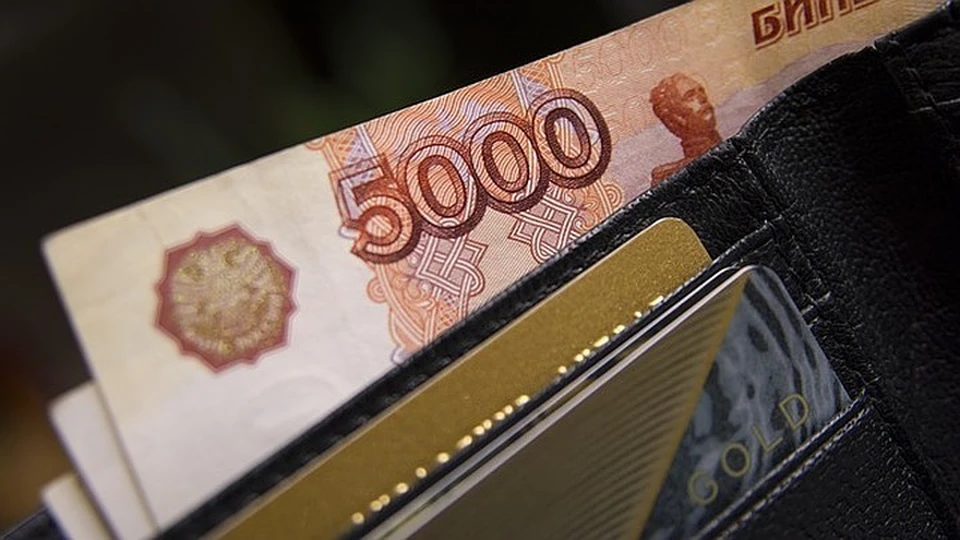 Смолянка перевела телефонному мошеннику более 600 тысяч рублей