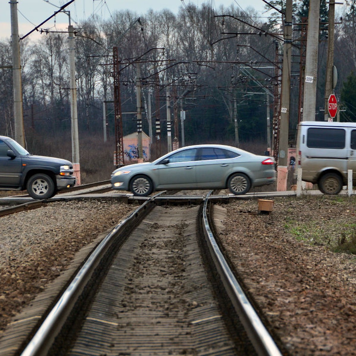 В Лянгасове временно закроют железнодорожный переезд - KP.RU