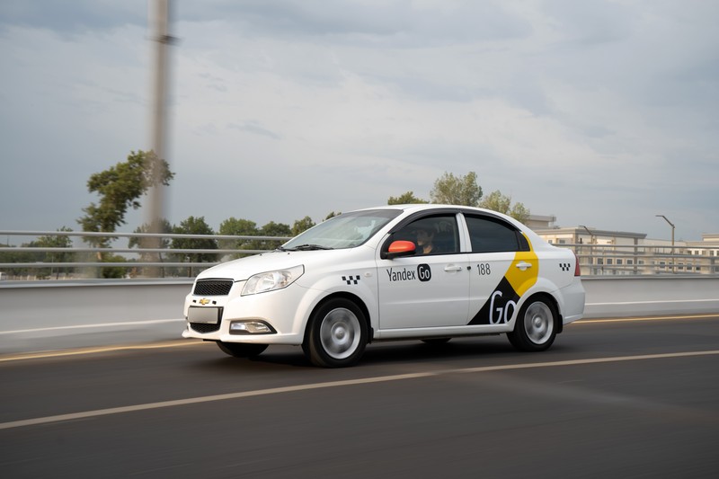 Yandex.Taxi превратился в Yandex Go