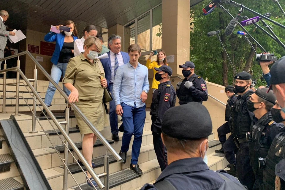 В четверг, 20 августа, в Пресненском суде допросили жену Михаила Ефремова Софью Кругликову.