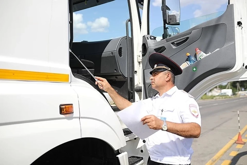Водитель отказался от прохождения процедуры освидетельствования. Против него собрали административный материал. Теперь мужчине грозит лишение права управления и штраф