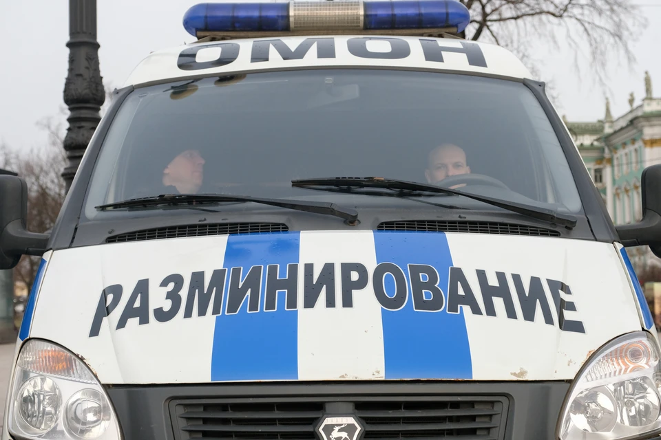 В Петербурге вновь «минируют» суды и торговые сети